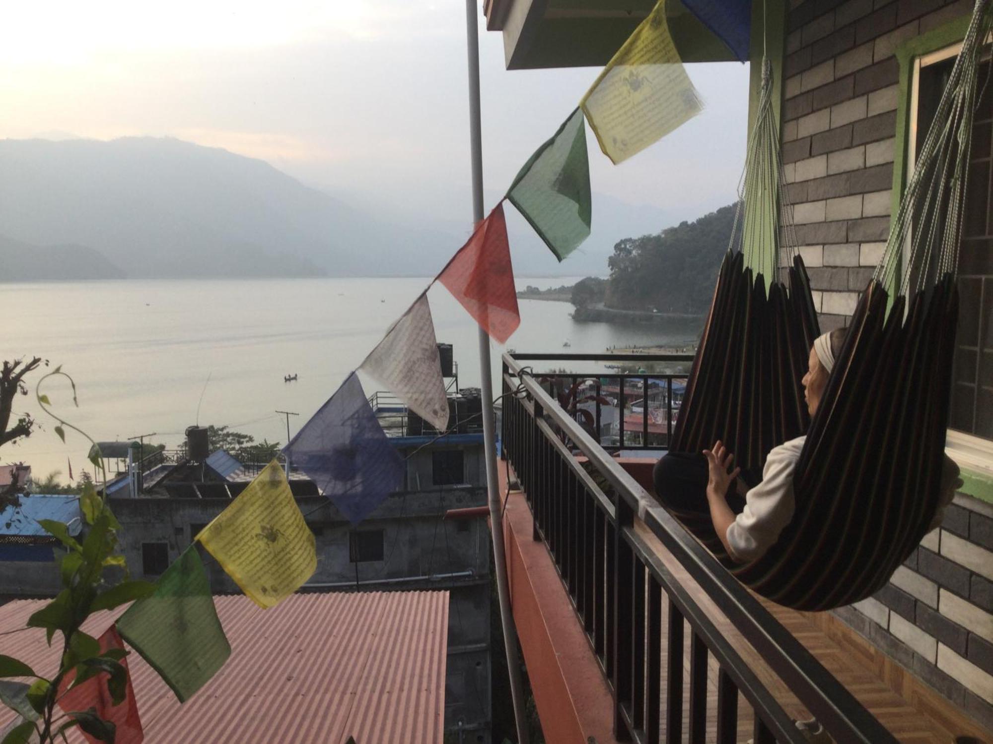 Sweet Dreams Hotel Pokhara Bagian luar foto